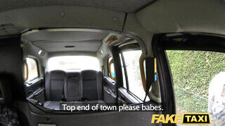 Fake Taxi - Candi Kayne a taxis popókáját nyalja