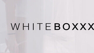 WHITEBOXXX - Leanne Lace a szeretőjével kupakol