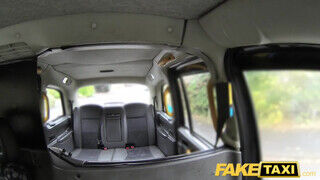Fake Taxi - Tina Kay engedi ánuszba