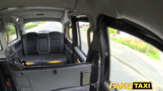 Fake Taxi - Gigantikus picsájú latina milf hátsó lyukba kúrva
