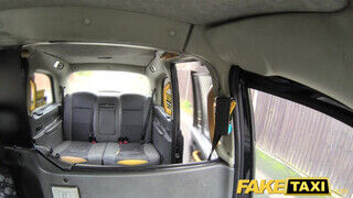 Fake Taxi - Rina Ellis a fullos sulis szuka