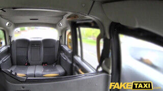 Fake Taxi - Nagyon vékony leányzó megrakva