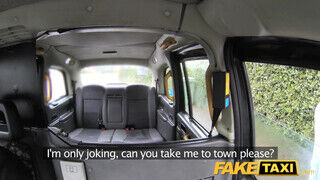 Fake Taxi - Titkárnő milf megdöngetve