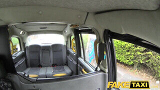Fake Taxi - Summer Rose a felhevült anyuci
