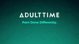ADULT TIME - Daphne Klyde alaposan popó lyukba rakva