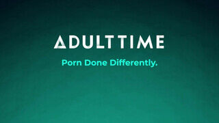ADULT TIME - Lya Missy a szenvedélyes latina kiscsaj