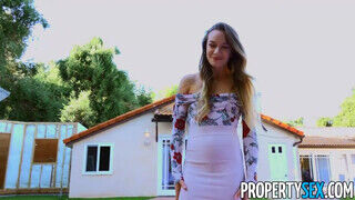 PropertySex - Naomi Swann keményen megszexelve
