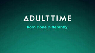 ADULT TIME - Veronica Leal popsijába beverik