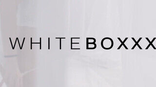 WhiteBoxxx - Jia Lissa és Sabrisse kívánatos orosz csajok egymással foglalkoznak