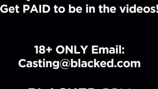 BLACKED - Vicki Chase és Rae Lil Black édeshármasban közösülnek