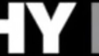 TUSHYRAW - Emma Rosie valagba kefélve