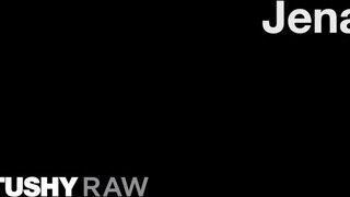 TUSHYRAW - Jena keményen popsiba rakva