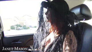 Naughty America - Janet Mason a lotyó özvegy