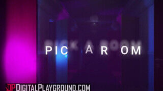 DigitalPlayground - Három kis csaj élvezkedik