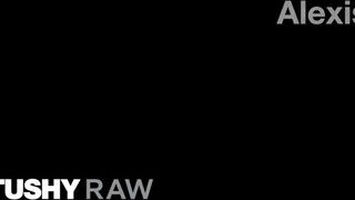 TUSHYRAW - Alexis Tae kettő farkat kap