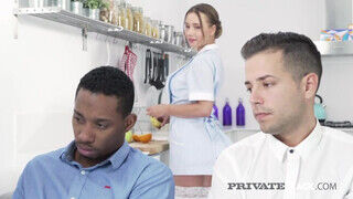 PrivateBlack - Taylor Sands édeshármasban kúrel