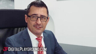 DigitalPlayground - Kimber Woods a cafka diáklány