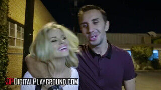 Digital Playground - Jessa Rhodes kora reggeli kamatyolása