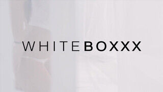 WHITEBOXXX - Eveline Dellai ánuszba tolva
