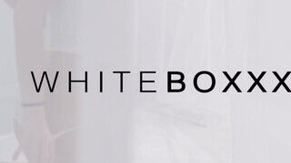 WhiteBoxxx - Jenny Wild a felhevült diáklány