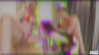 REALITY KINGS - Paris The Muse a termetes mellű csoki milf