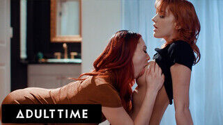 ADULT TIME - Kenna James és Aidra Fox nyalják egymást