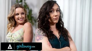 Feldühödött milf Sinn Sage félreérti a bombázó szomszéd Charlie Forde szexy közeledéseit