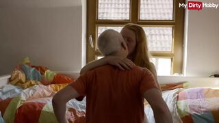 Világos Szőke tinédzser nyögés míg az koros megdöngeti a pináját