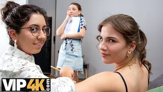 Katty West lesbi szünetet tart az irodai kurvákkal