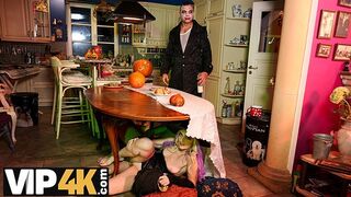 Cseh öreg cosplay csábítás non-pg parti hangulatban