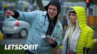 Francia kisasszony Jessie Volt megkúrelva idegen óriási faszal