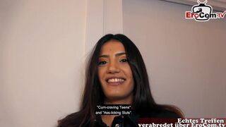 Német geek krapek meghágja a forró kolumbiai milf-et randin