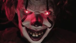 Pennywise a kéjvágyó bohóc megkamatolyja és teleéli a forró barátnődet Diana Daniels-t - halloween speciál