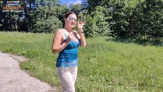 Fiúm csábító anyja elcsábított egy kemény, hosszú baszásra