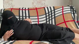 Arab szír milf kendőben kamatyol vadul