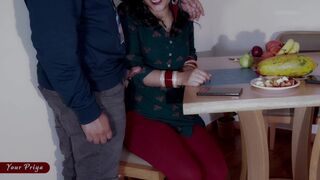 Priya bhabhi keményen kezdi a tinédzser devarral és beleélvezéssel zárja